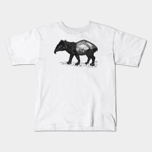 Nosey Tapir sniffing around Kids T-Shirt